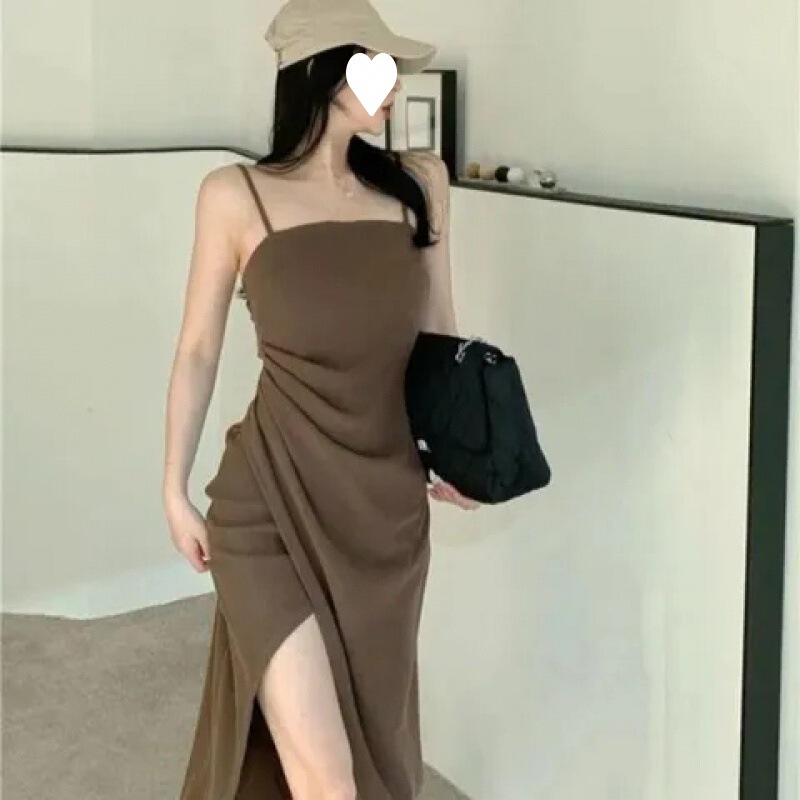 Slim-fit and Cautious Split Pleated Waist Base Strap Dress Women's Spring and Summer Mid-length Hip Stunning Dress