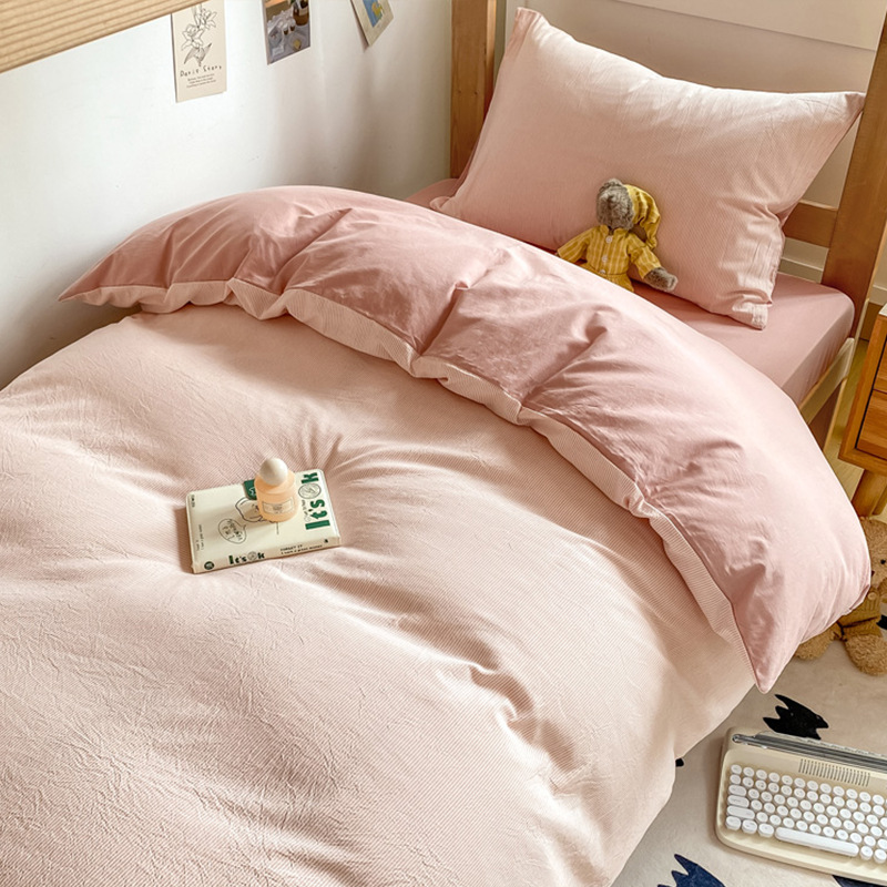 Juego de cama de dormitorio de estudiantes de algodón de tres piezas 2025 nueva funda de edredón de sábana de algodón individual Un juego completo de ropa de cama