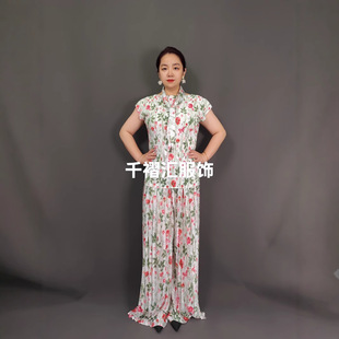 Miyaki Floral Pattern 2025 New Summer Style with Same Color Scarf Sleeveless Top + Pants Two-Piece Set