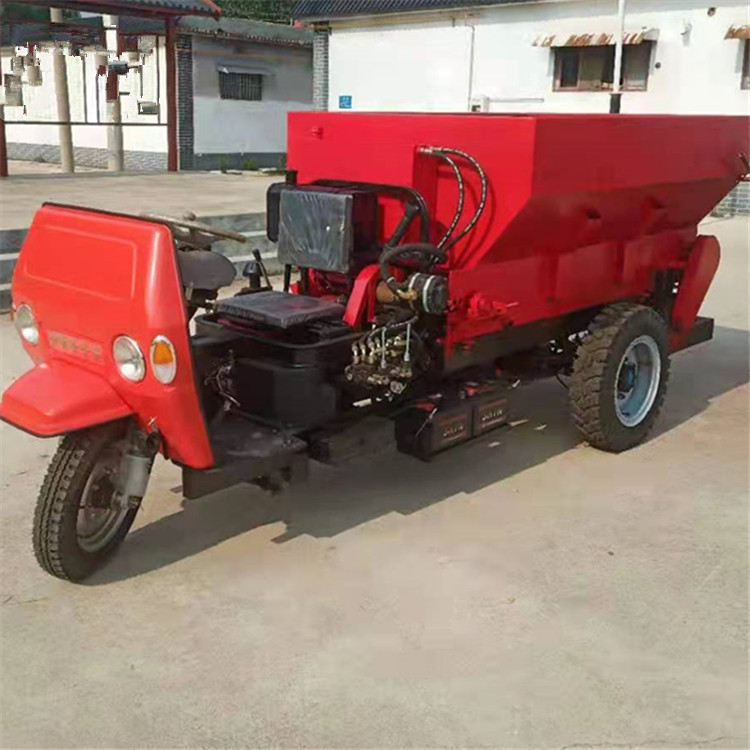机动三轮农田撒粪车有机肥撒粪机鸡粪牛粪厩肥颗粒肥堆肥抛撒车