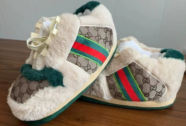 New dirty shoes green
