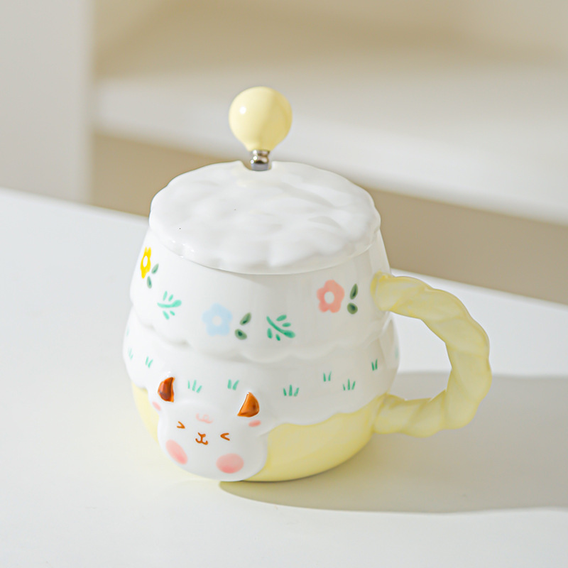 Caricatura de cordero tazas de chicas para dar a una amiga regalos de cumpleaños de alto valor facial estudiantes lindos y pequeños regalos prácticos chicas