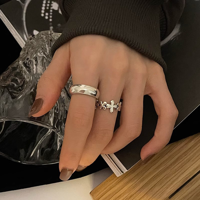 Korean-Style Cross Smooth Plain Ring for Women, Minimalist Fashion, Unique Light Luxury Niche Design Index Finger Ring
