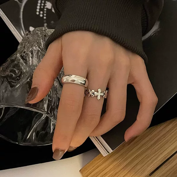 Korean-Style Cross Smooth Plain Ring for Women, Minimalist Fashion, Unique Light Luxury Niche Design Index Finger Ring