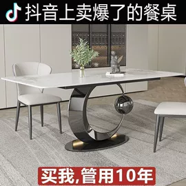 梳妆台;实木床;布艺沙发