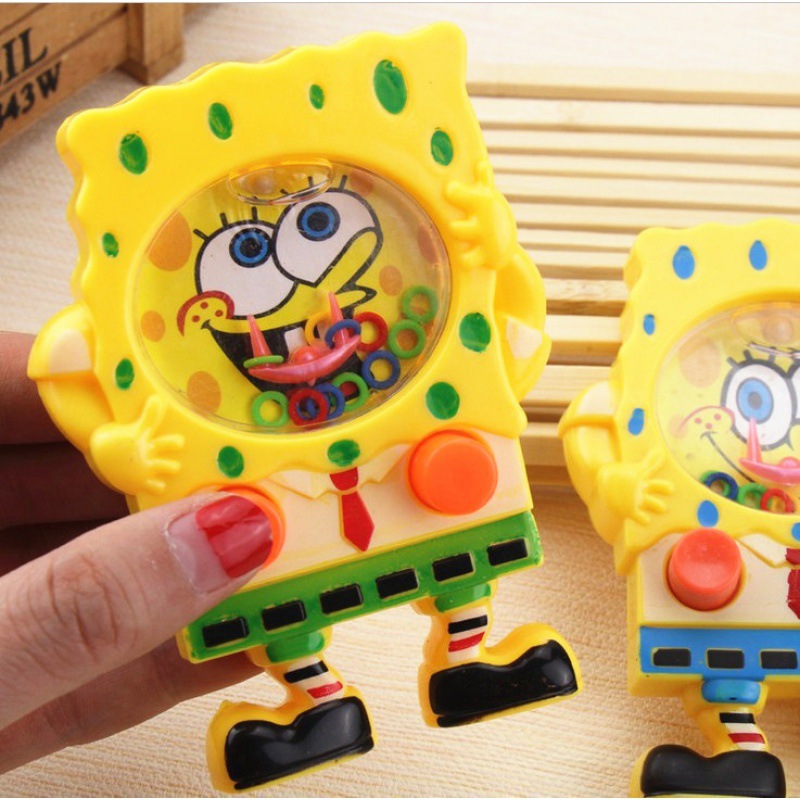 Yiwu pequeño mercado de productos básicos juguetes para niños al por mayor regalos del mercado nocturno bajo 1 yuan puesto nuevos pequeños regalos luminosos.