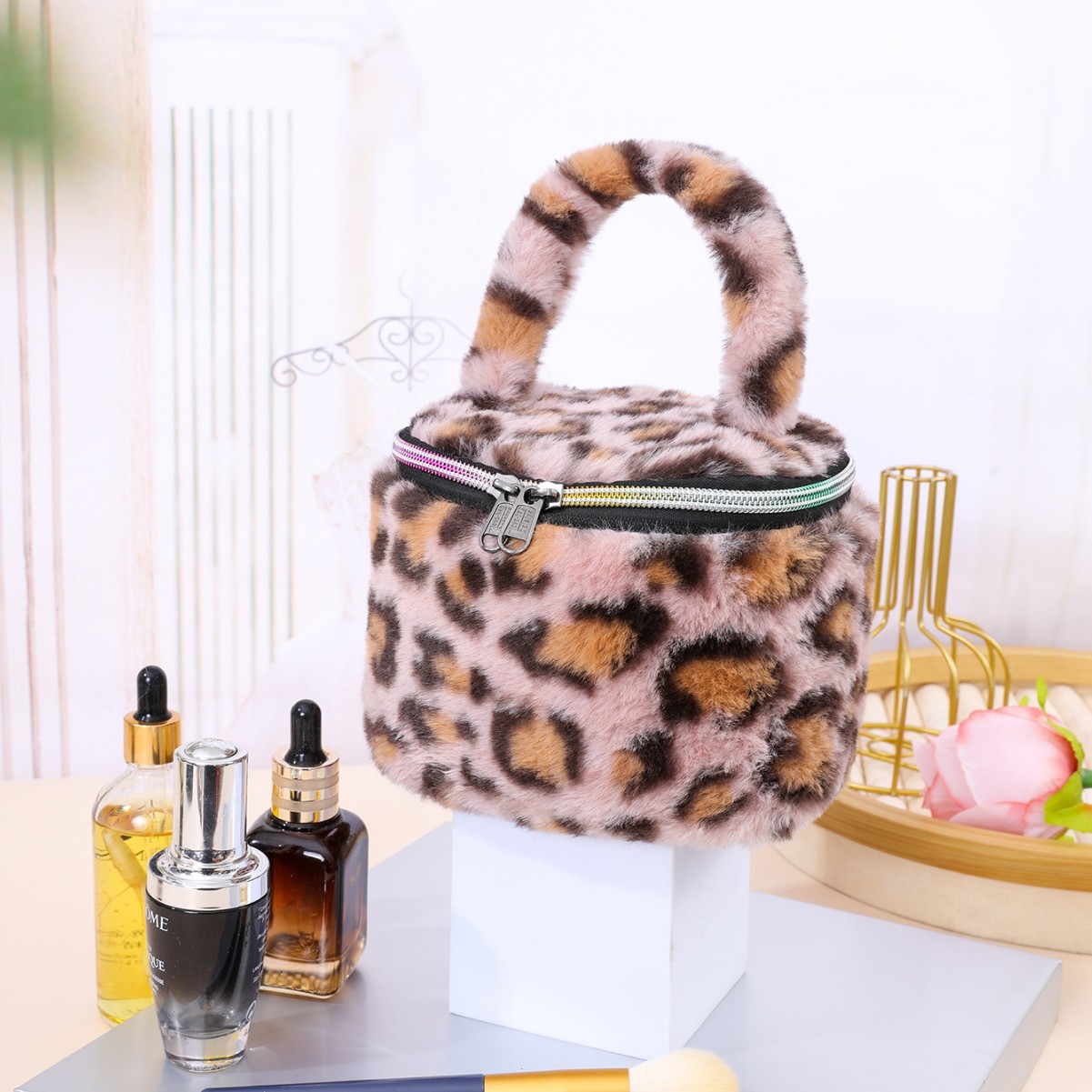 핑크 레오파드 무늬