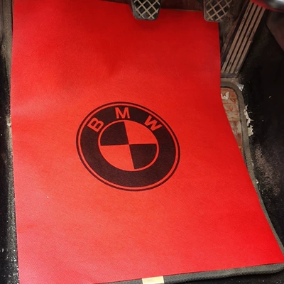 floor mats, waterproof foot pads, Ayaqaltılar (Kovriklər) - 50-sheets-5342-red-bmw-logo