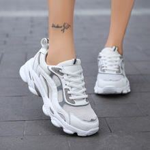 春秋老爹鞋女韩版跑步鞋拼色轻便透气软底鞋厚底增高休闲