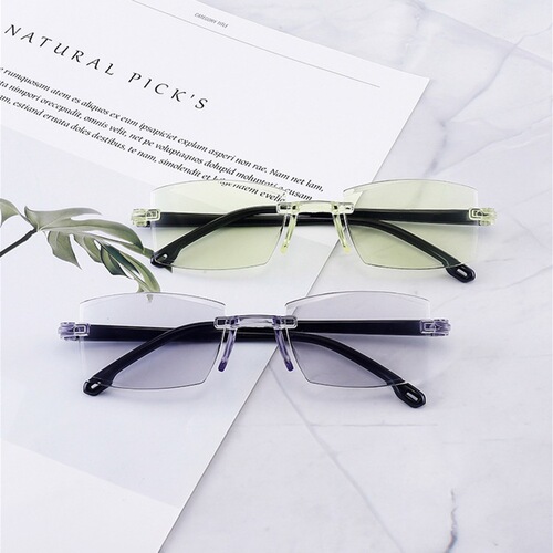 2024 New Model 8012 Yellow Sunglasses Smart Zoom Reading Glasses Blue Light Protection Street Vendor Supply