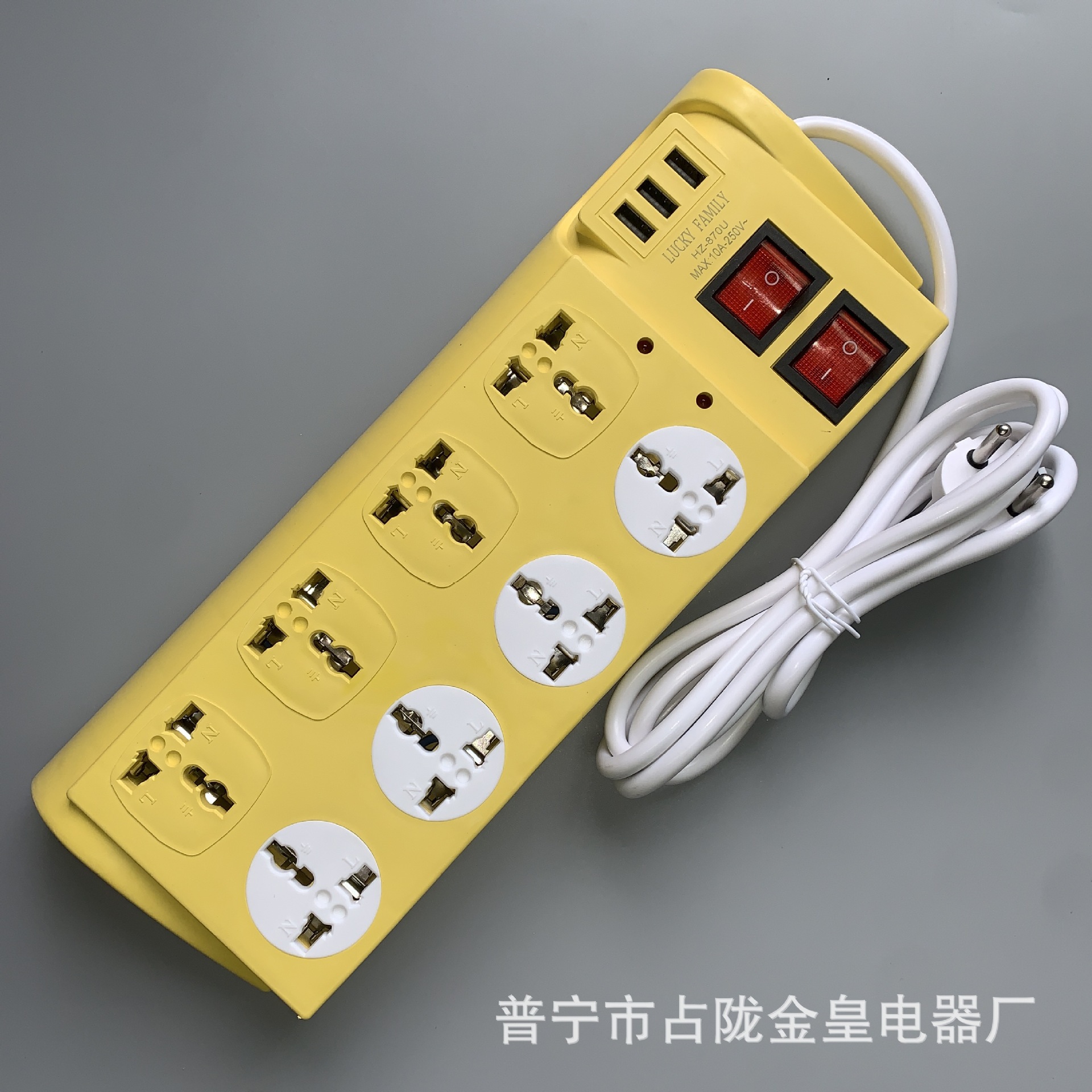 Doble interruptor con USB África doble fila de ocho bits enchufe fabricantes