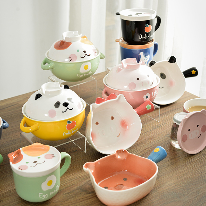 小荘園シリーズのかわいいアニメ陶磁器の碗の高い顔の値の泡の碗の家庭用の子供の食器の朝食の杯の釉薬の下で彩ります。|undefined