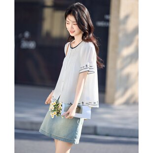 �����p�g������26������С���ӽ���ײɫ��߅�H�w͸���r��Ů