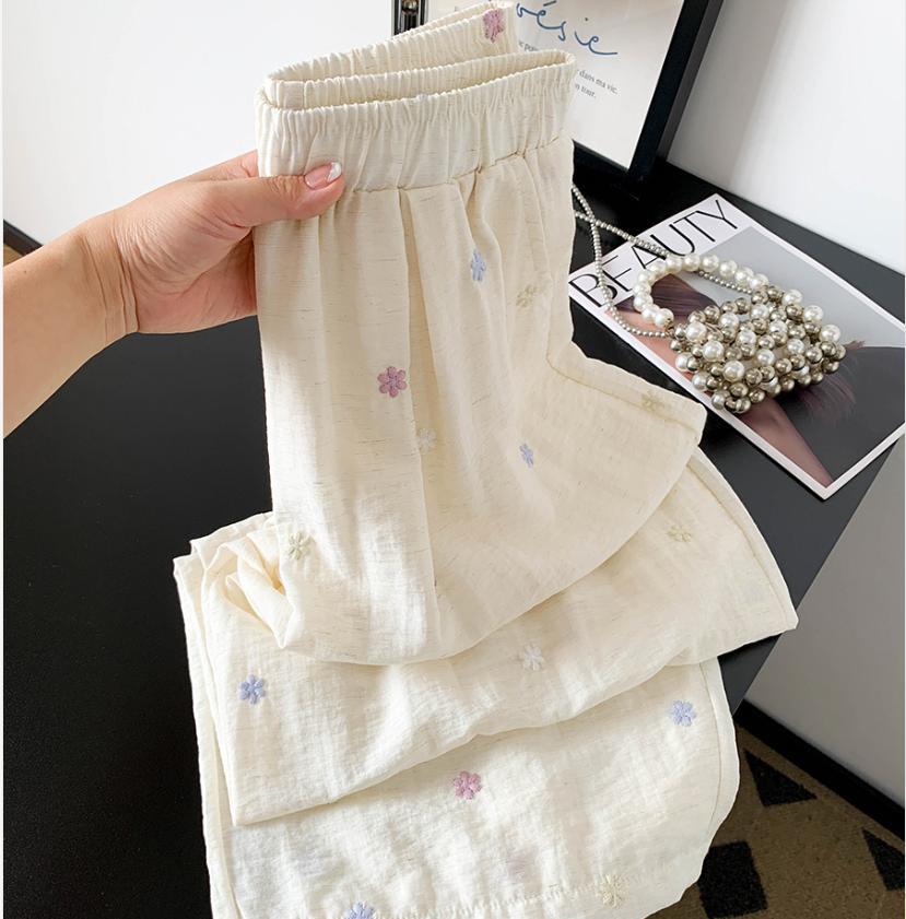 Quần culottes nữ ống rộng chất liệu lụa lanh thêu hoa, dáng suông rộng mùa hè 2026 — màu mơ chi tiết 11