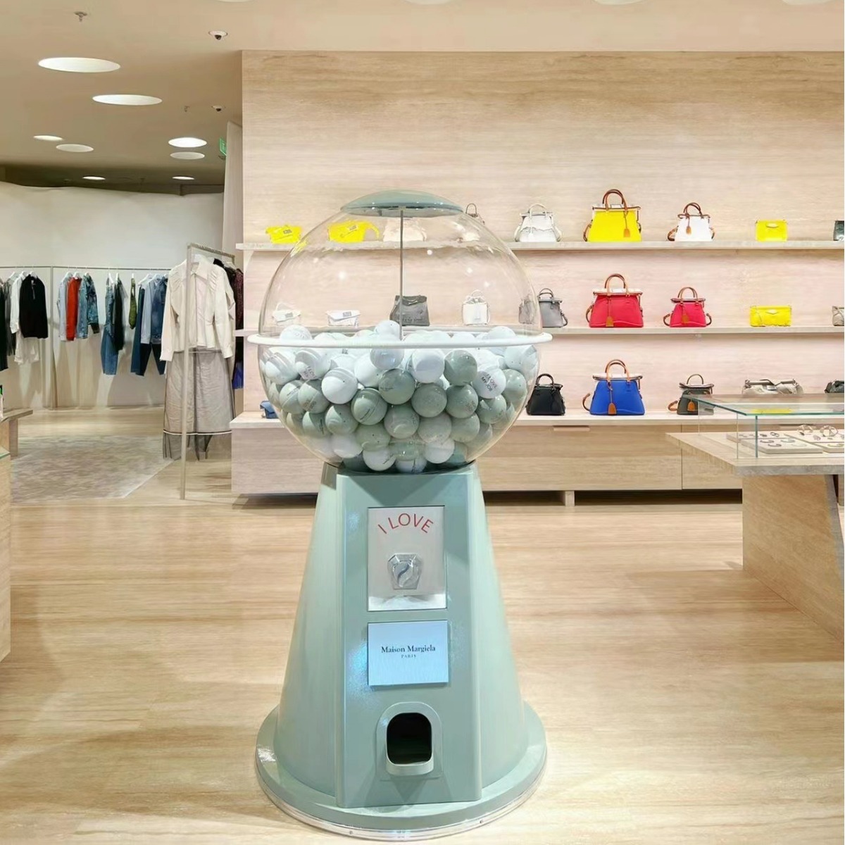 Small plug-in-free activity theme gashapon machine direct commercial launch large gashapon machine gift game gashapon machine