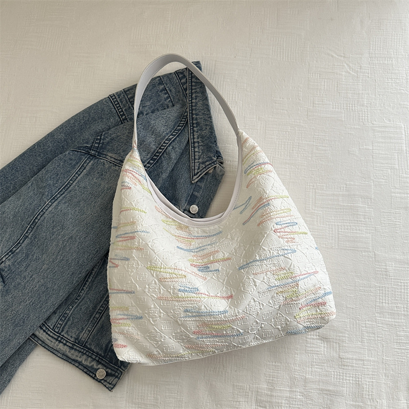 Casual versátil bolso de nylon para mujeres 2024 nuevo popular bolso de hombro de moda super caliente