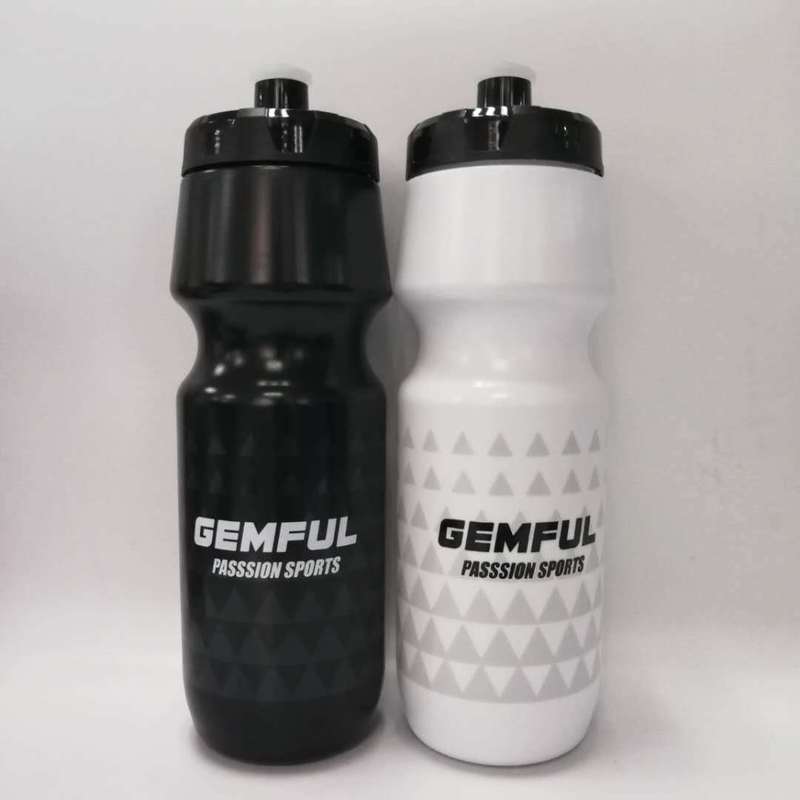 プラスチックスポーツボトルアウトドアギフトボトル 750 ミリリットルスポーツボトルサイクリングボトルスクイーズボトルウォーターカップ|undefined