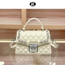 �羳KB��������Ů��2025�¿��������С���r�Іμ���ٴ�б��С��