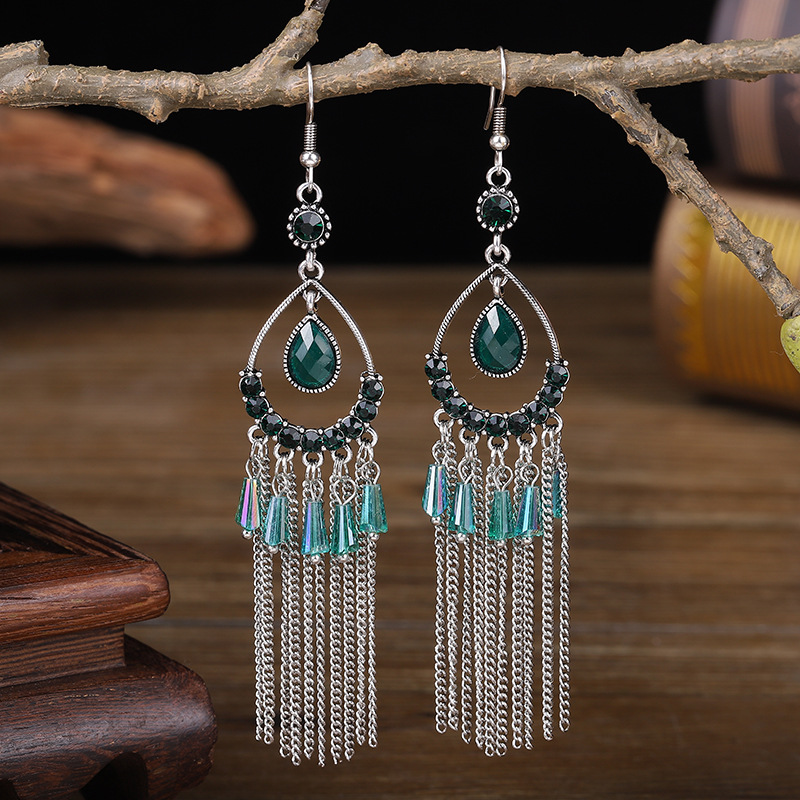 New Creative Drop-shaped Hollow Long Tassel Chinese Style Diamond Earrings display picture 3