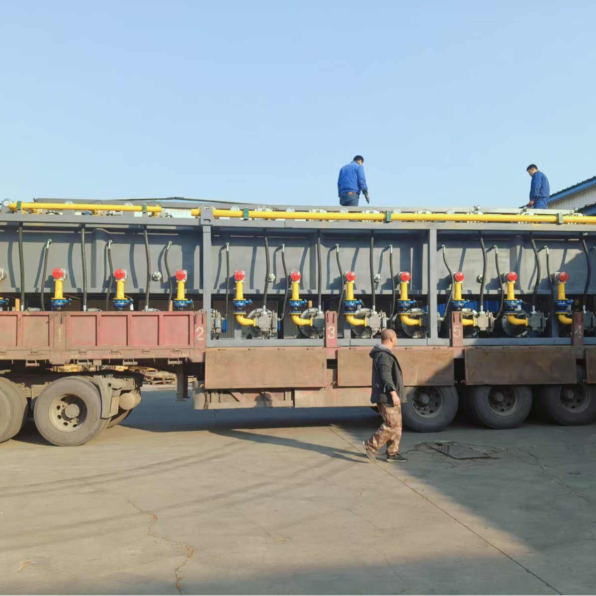 公司生产优质各种液压成套系统、液压油路块 二通插装阀等