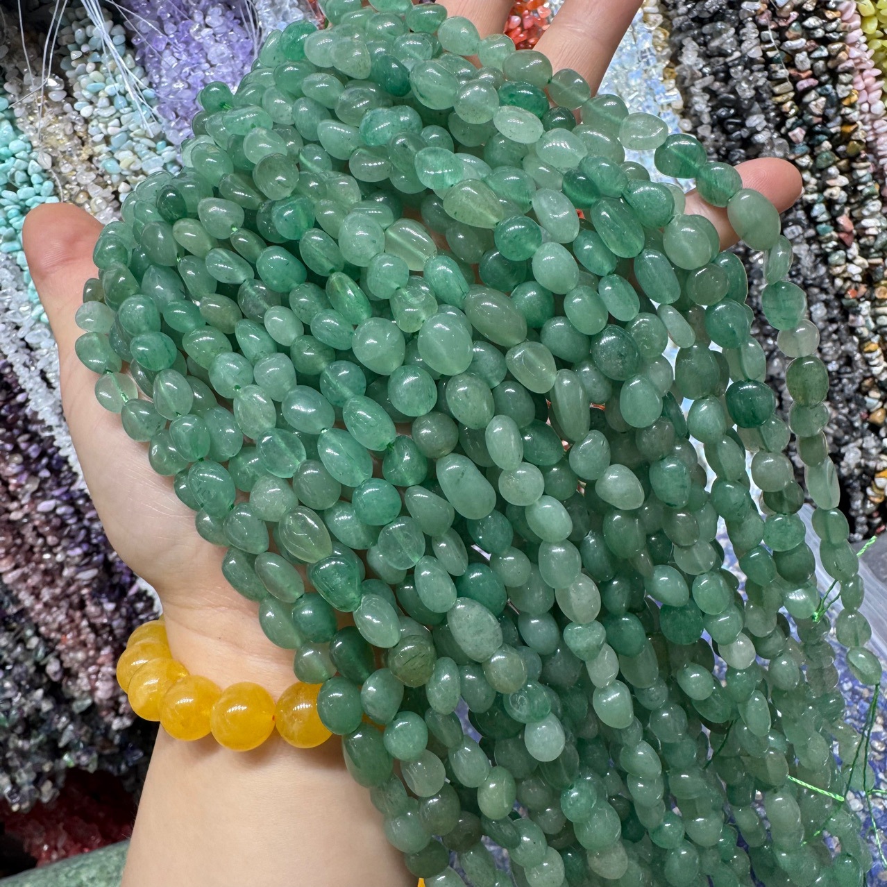 绿东陵玉小直孔碎石随形散珠手工串珠diy饰品不规则批发服装辅料