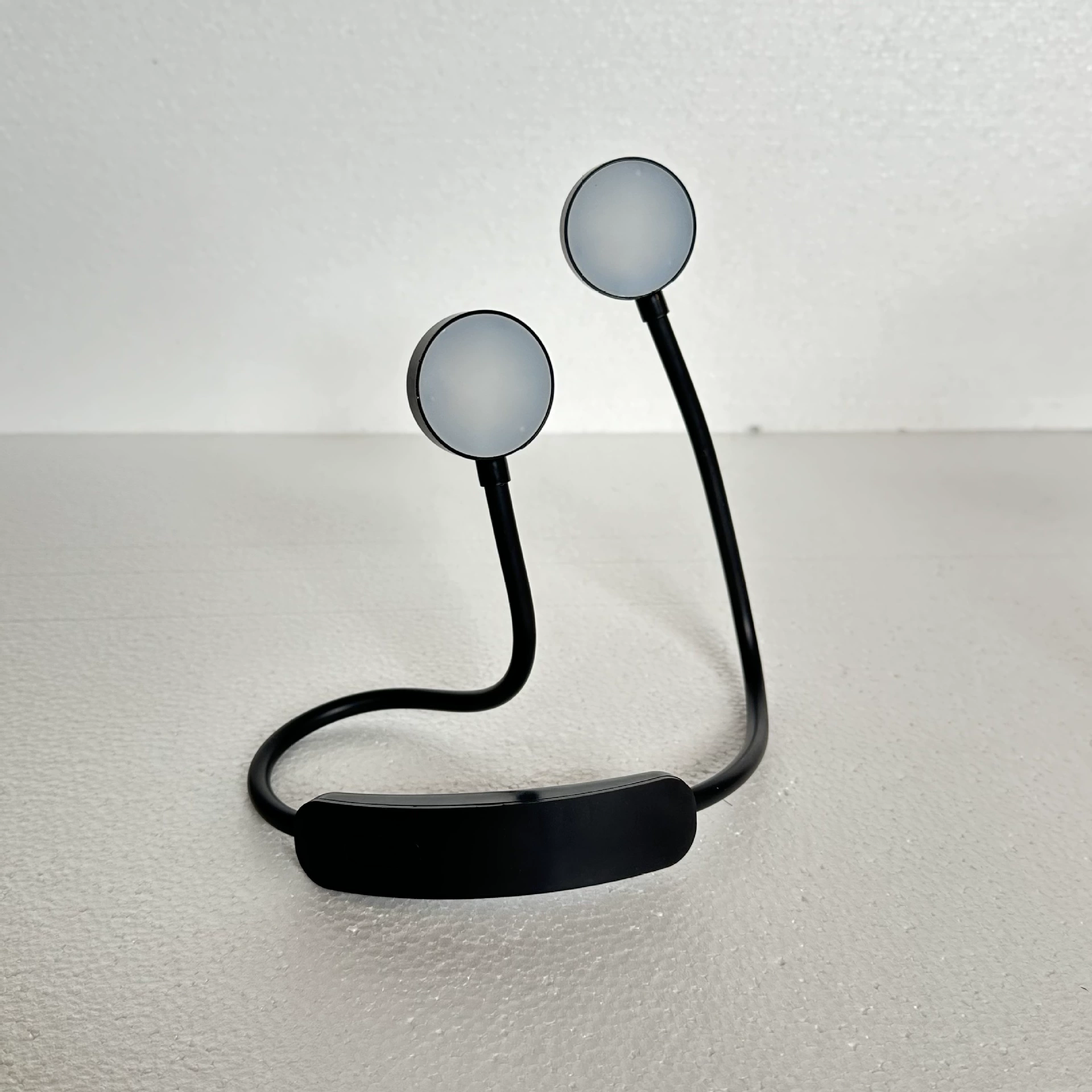 Светодиодный портативный светильник на шею для чтения, с кнопкой, зарядка через USB, для студентов, для чтения книг, для активного отдыха на природе