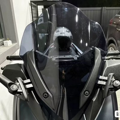 2017-2022 XMAX300 windshield is Motorcycle front windshield - transparent-black