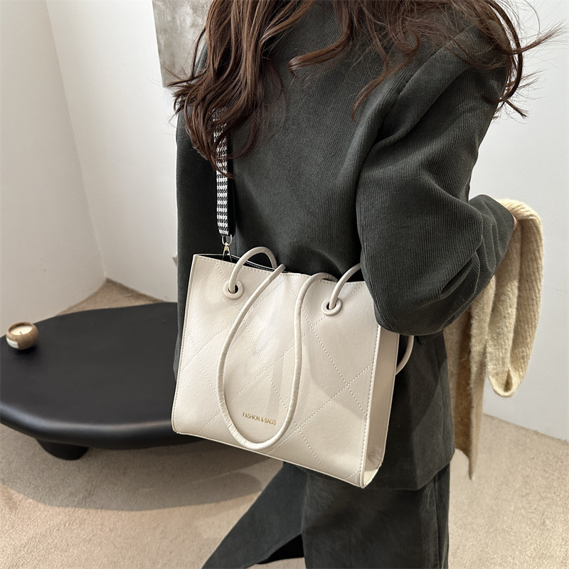 2025 primavera nuevo bolso de hombro, bolso de cubo de gran capacidad, bolso de mujer, bolso de viaje retro, bolso especial