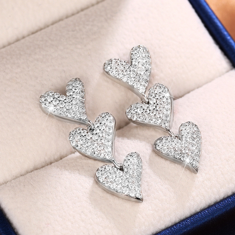 Orecchini pendenti a cuore donna gioielli eleganti e alla moda_voghion.com