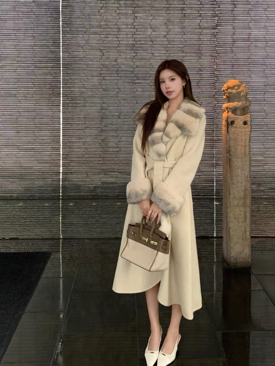 Detailed styling of cashmere outwear