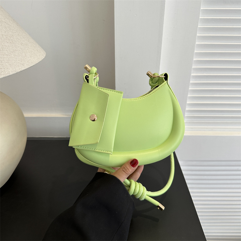 2023 verano nueva media luna bolsa nicho diseño axilas bolsa de hombro con textura de las mujeres bolso de moda coreana