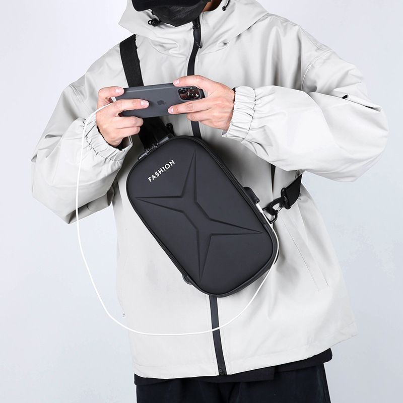 2025 verano mochila casual bolso de pecho para hombre bolso de mensajero bolso de puerto de carga USB al por mayor transfronterizo bolso de hombro de moda