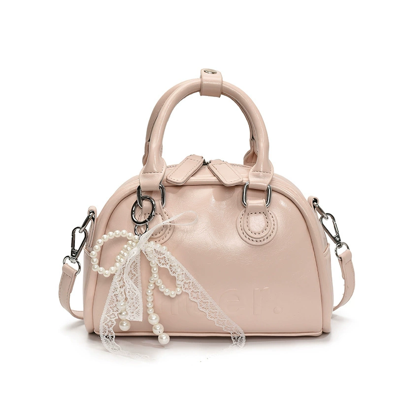 Fashionable universal handheld spring underarm bag, shoulder bag, trend of season, high-quality style