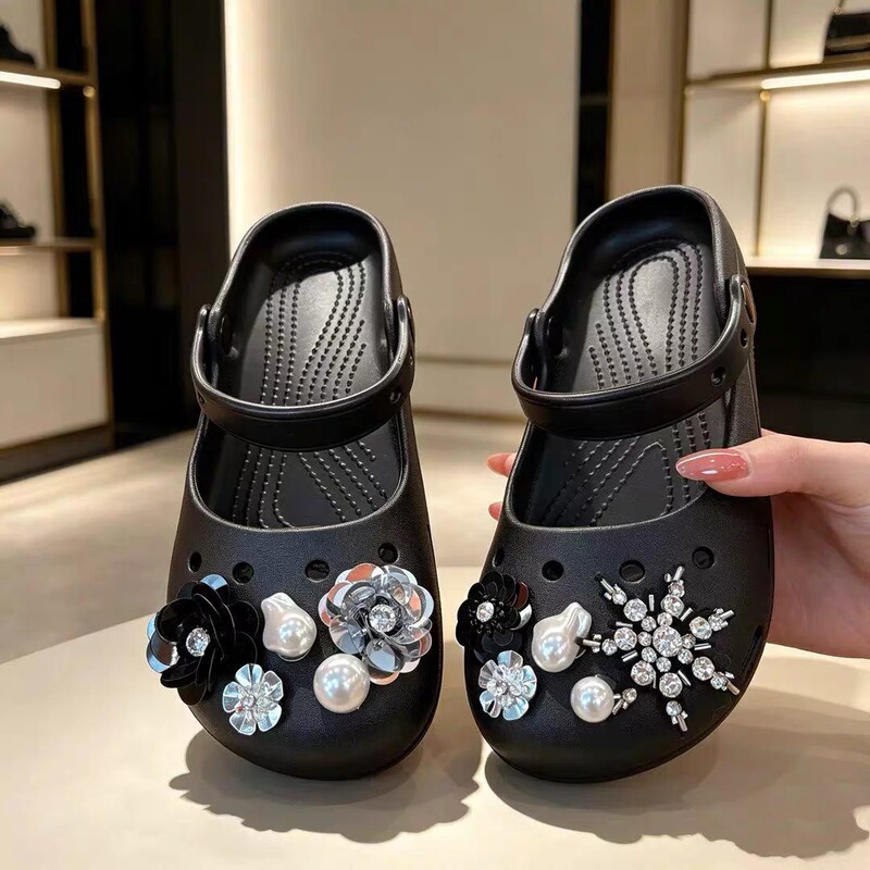 2026 Women's Ballet Clogs for Outdoor Wear, Eva Summer Sandals, Closed-Toe Outdoor Slippers, Non-Slip with Rhinestones, Wholesale