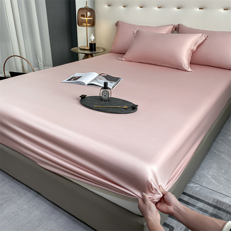 Cool Sensación de la cama de seda de hielo de una sola pieza para dormir desnudo de verano Cubierta de colchón de tres piezas Cubierta de la cama con todo incluido