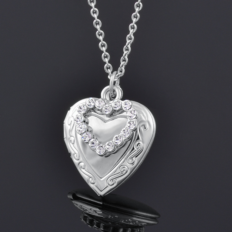 Fashion Heart Shape Titanium Steel Gold Plated Rhinestones Necklace