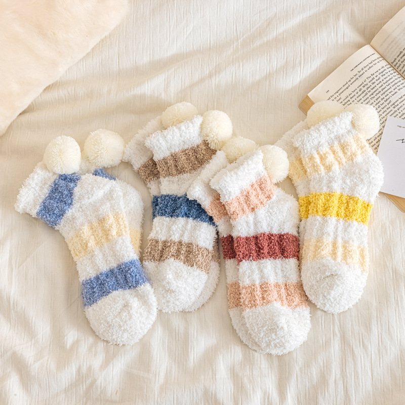 High Quality Wool Fluffy Cabin Stuffed Warm Sleeping Floor Socks Soft Plaid Winter Women Stuffed Socks Striped
