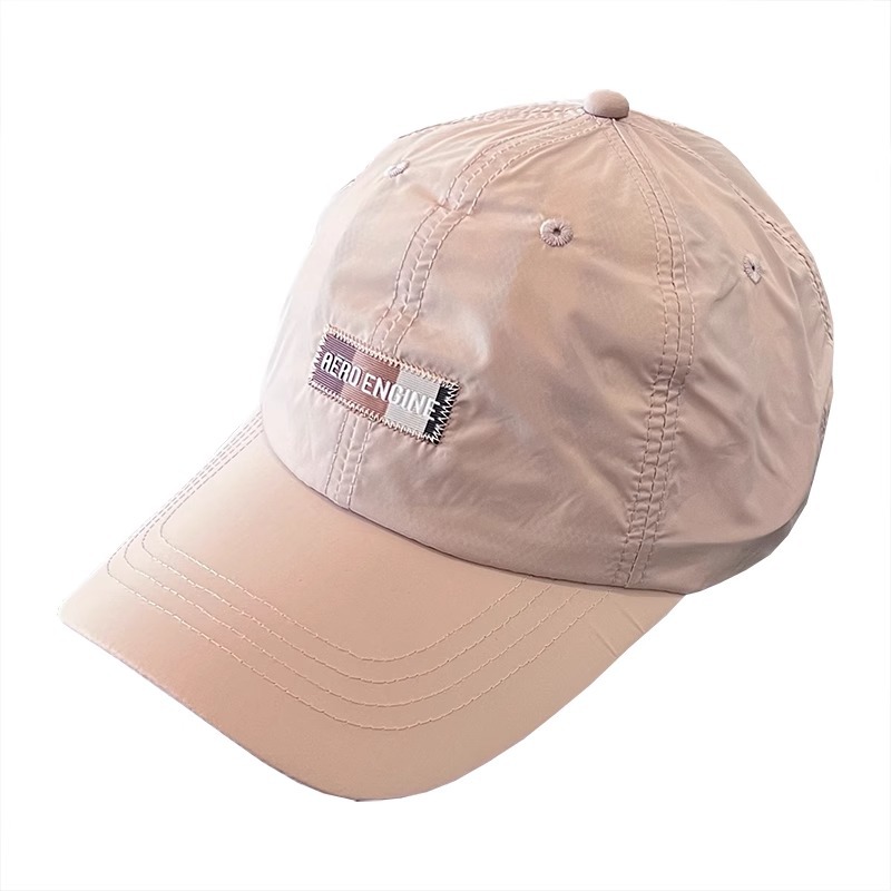 Quick dry travel hat solar-powered
