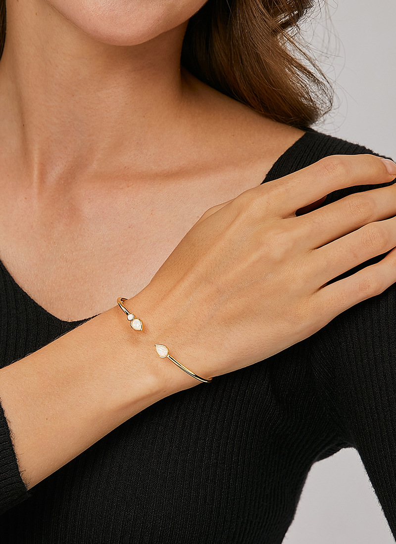 1 Piece Quantity Daily Occasion Copper Material Modern Style Water Droplets Copper Plating Inlay Gem 18k Gold Plated Cuff Bracelets