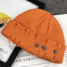 小众设计风秋冬新品高街时髦破洞针织冷帽男女通用十字架毛线帽子