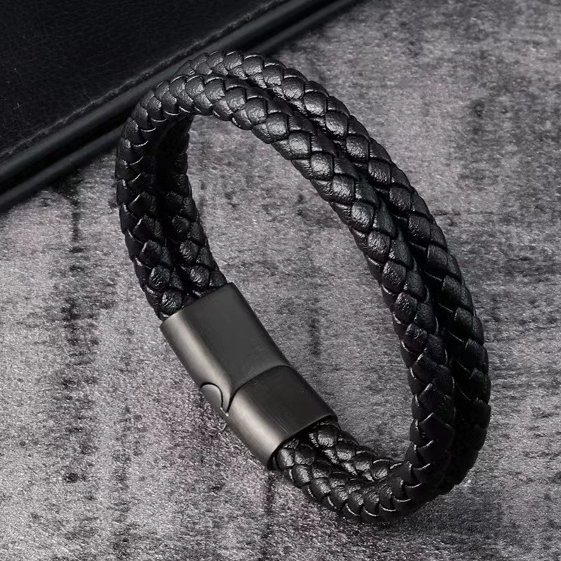 Retro fashionable universal woven bracelet, simple and elegant design