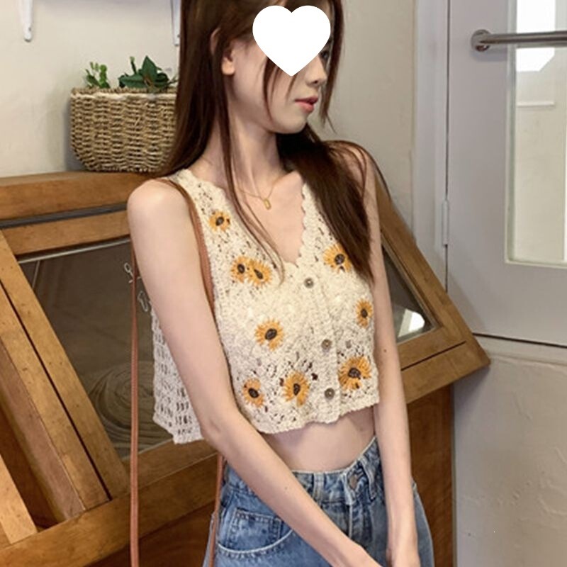 Hot Girl Hollow-Out Knitted Camisole Top for Women, Summer French Retro Style, Unique and Chic Short Top for Layering or Wearing Alone