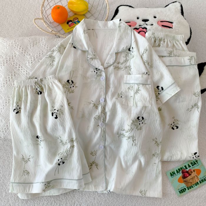 Cross-border tiro real nube de verano solapa de algodón cárdigan de tres piezas pantalones cortos de manga corta pantalones pijamas ropa de casa de dibujos animados para mujer