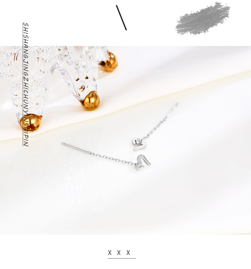 Heart Shaped Earrings Image 8