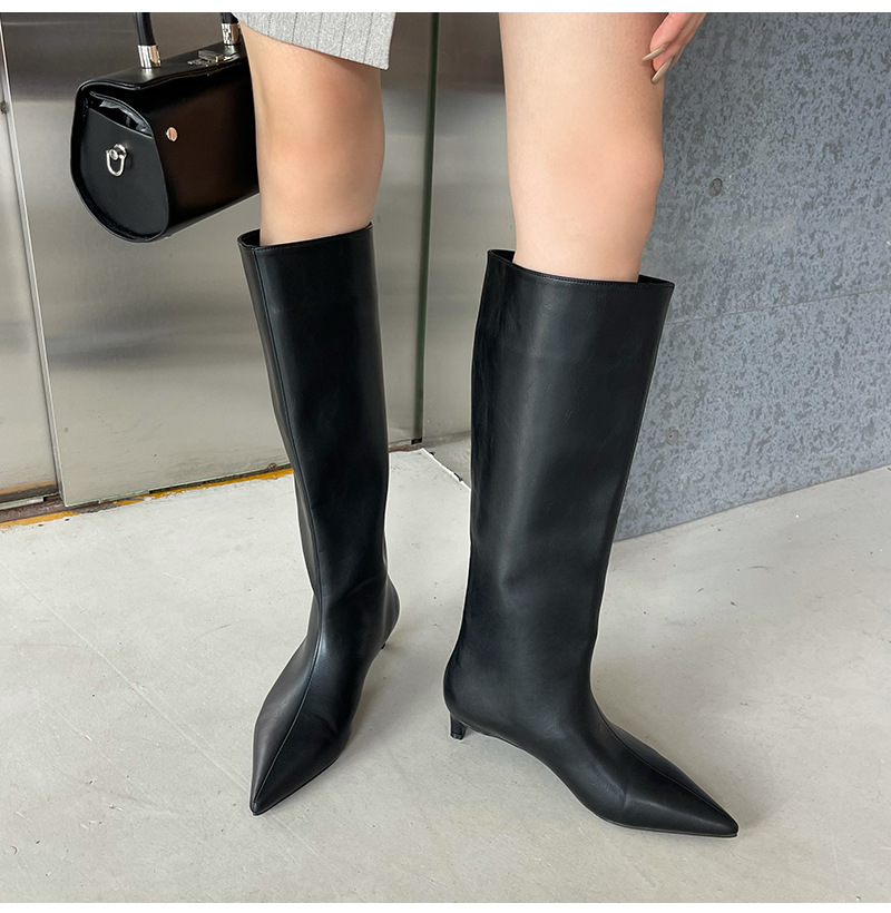 2024 Spring and Autumn Season New Versatile Simple Fashion Wide Korean Version Pointed Sleeve High Boots Soft Leather_voghion.com