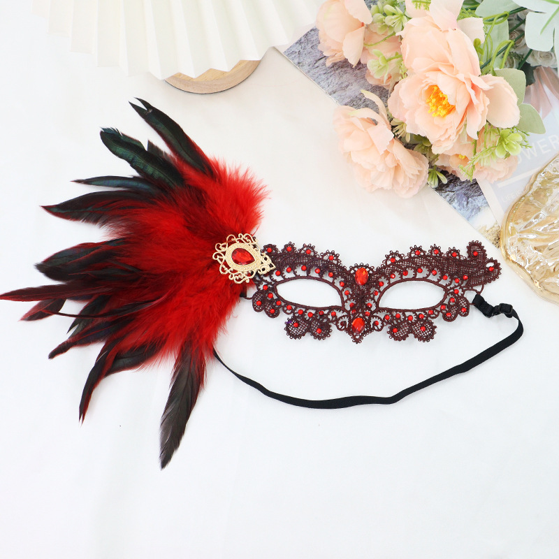 Carnaval Peacock Diamond Lace Half Face Mask Peacock Brilliant Gold Stamping Phoenix Mask Accesorios de baile de fiesta