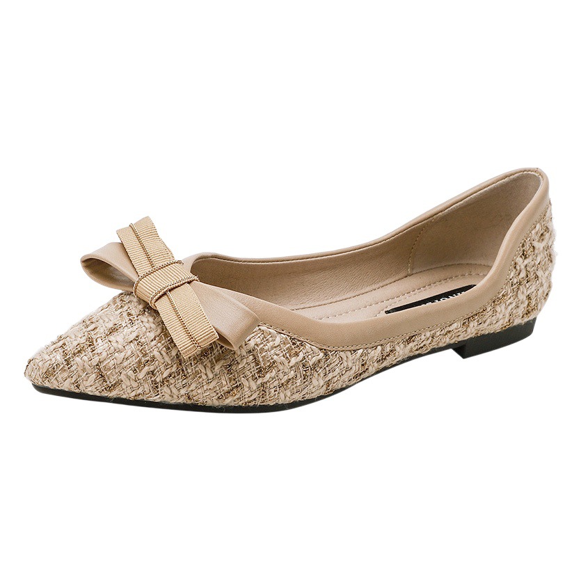 2023 primavera nuevos zapatos de noche Red roja punta estrecha boca baja plana suave estilo Chanel más tamaño zapatos de una sola capa para las mujeres 41-43 image 1