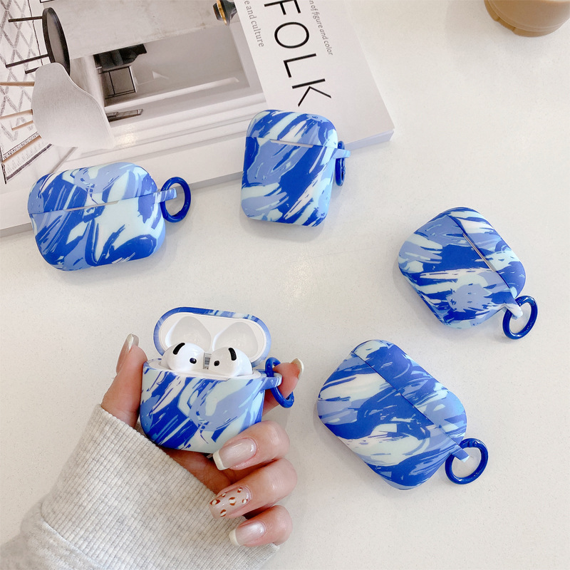 AirPods Pro 3 uchun transchegaraviy ravishda sotiladigan Apple quloqchin himoya g'ilofi, sodda va zamonaviy, zavoddan olingan.