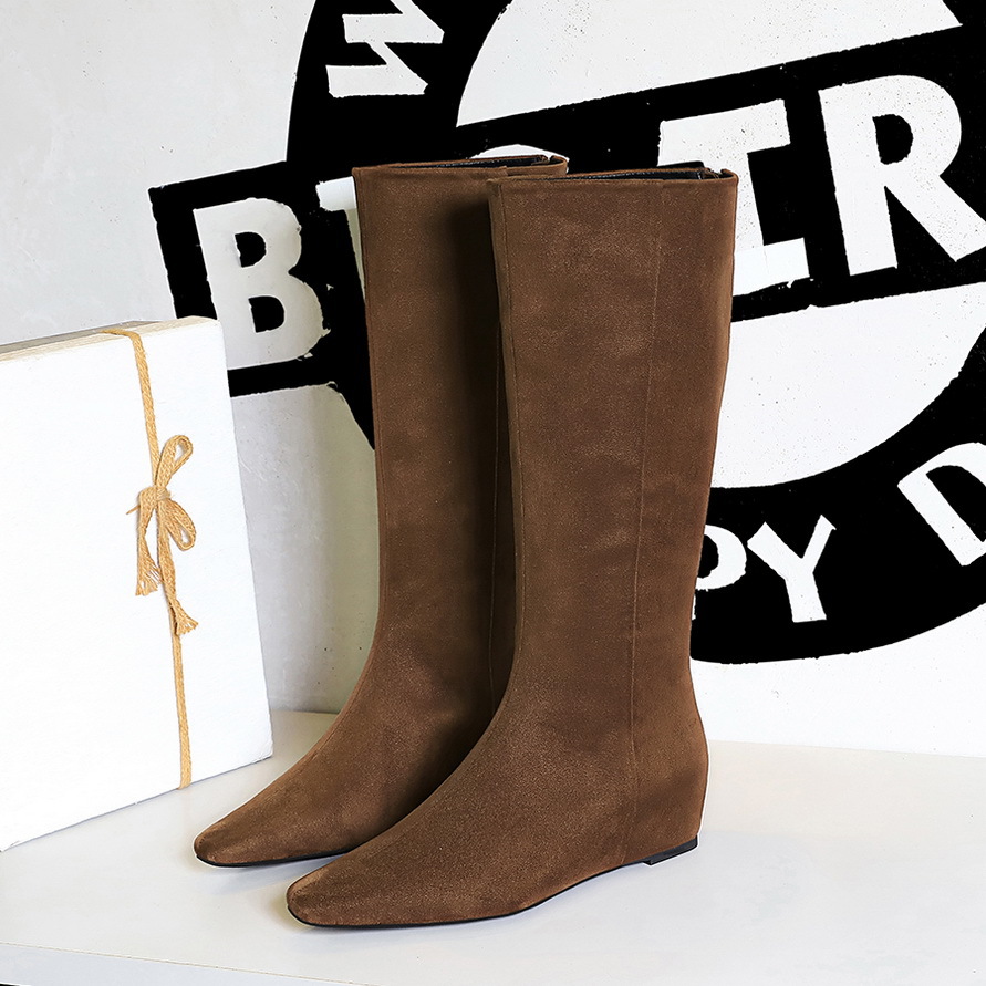 6632-35 Korean Style Women's Simple Fashion Versatile Mid Heel Wedge Hidden Height Increase Suede High Tube Boots_vogvips.com