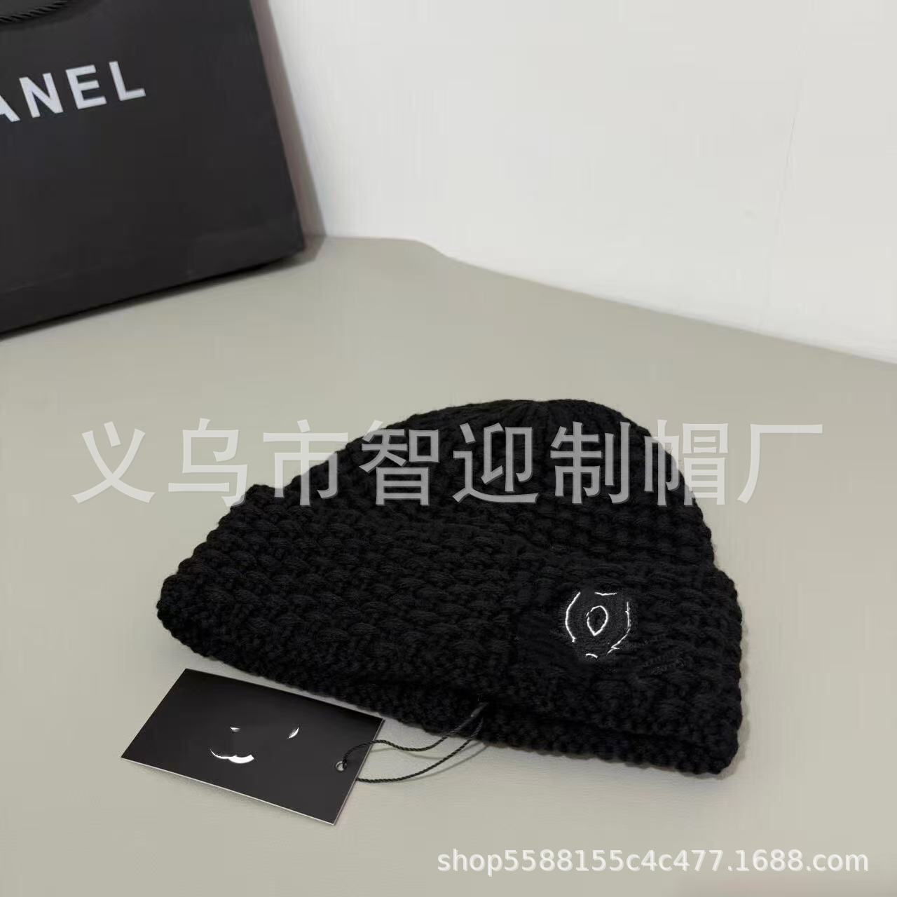 뉴 블랙